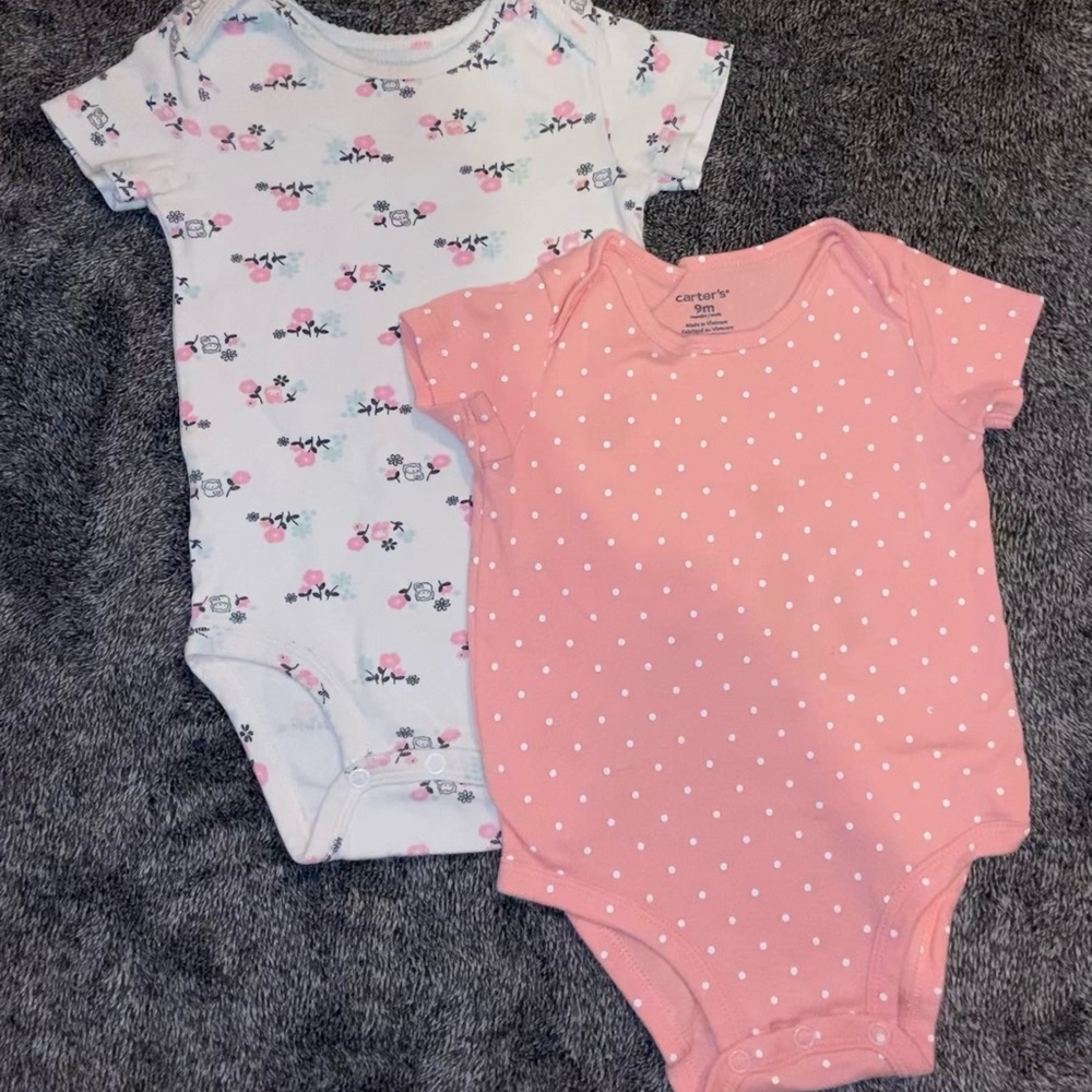 Set of baby clothes